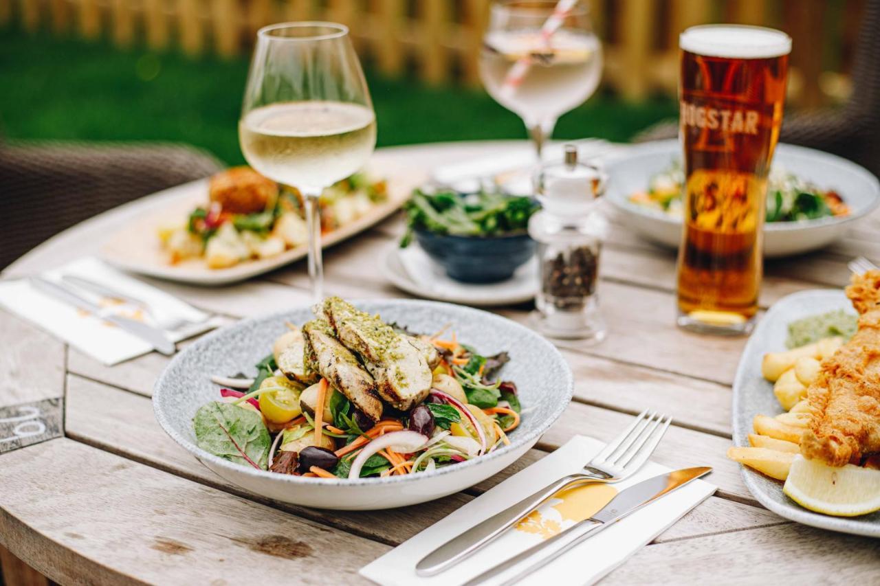 Hotel The Wellington Arms - Basingstoke-Reading Heckfield Esterno foto